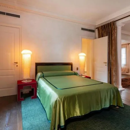 Luxury House Apartmán *